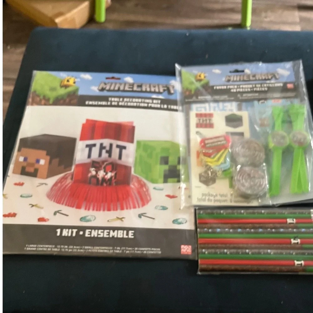 Minecraft Party Supplies Bundle Table Decorating Kit 48pc Favor Pack 12 Pencils